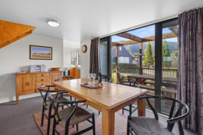 *** LAKE VILLA 466 ***